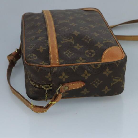 LOUIS VUITTON Monogram Trocadero 30 Shoulder Bag M51272 - Picture 5 of 13
